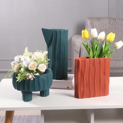 China Plating Irregular Ceramic Flower Morandi Flower Set Nordic Living Room Decoration Flower Arrangement Vase for sale