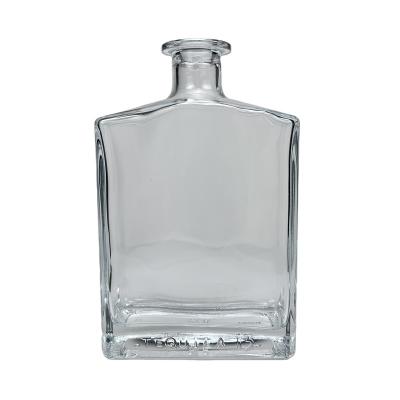 China Wholesale Professional Glass Material Brandy Bottle Durable Clear Bottle From Crystal Manufacturer for sale