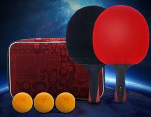 China viersterrenping pong paddle set black plywood-Handvat 4 Knuppels en 3 Ballen in Zak Omgekeerd Rubber Te koop