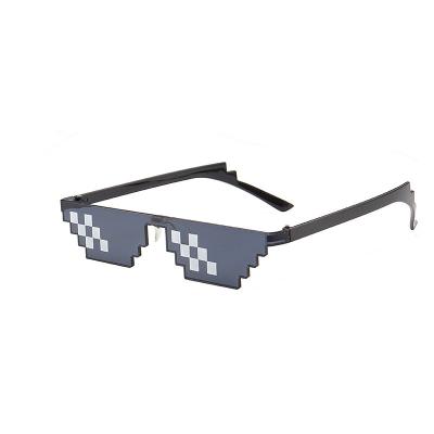 China Fashion Sunglasses 8 Bitten Men Women Pixelated Thug Life Sunglasses Brand Vintage Eyewear Mosaic UV400 Party Glasses Unisex Gift Toy Glasses for sale