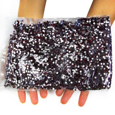 China Big Bag Yantuo Package Eco-friendly Faux Stone Hotfix Siam Red Flatback Glass Rhinestone Non Bulk For Nail Art, Tumblers for sale