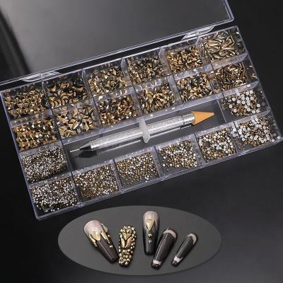 China Eco-friendly Gold Glass Rhinestone Kit For Nails, Home Nail Art Rhinestone Box 3D Flatback December for sale