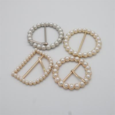 China Pearl Adjusting Buckle Customized Round Pearl Buckle Faux Pearl Alloy Buckle For Clothes, Bags, Shoe, Decor, Diy for sale