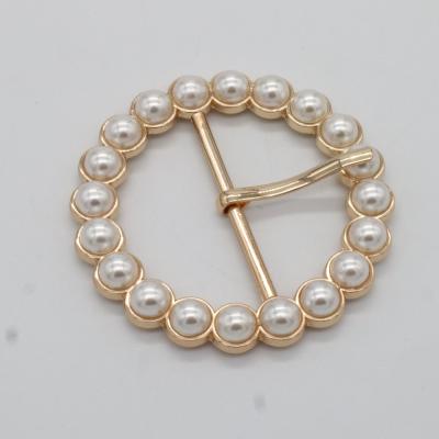 China Pearl Adjusting Buckle Ladies Belt Ellipse Decoration Pearl Buckle Garment Accessories Diy Pearl Brooch Wide Luxury Rhinestone Half Pearl Buckle for sale