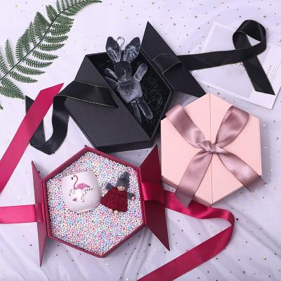 China Recyclable Pink Luxury Packaging Personalized Customized Jewelry Hexagon Valentine Gift Box for sale