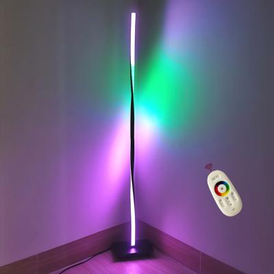 China Zhongshan Trust Modern Drop Shipping Nordic Corner RGB Floor Lamps For Room Modern Tripod Floor Lamp for sale