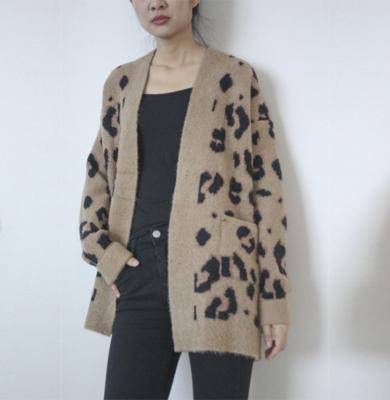 China Anti-pilling maker cardigan sweaters for women open chest sweater knit sweaters women with leopard design for sale