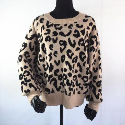 China Women's Stylish Sweater Design Anti-pilling Thick Woolen Knit Sweaters With Leopard Print for sale