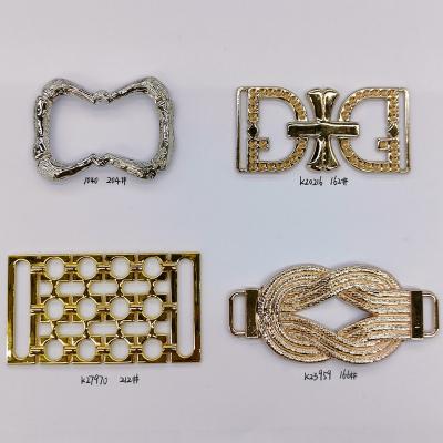 China Environmentally Friendly Customized Various Styles Alloy Crystal Shoes Chain Decorative Metal Shoes Buckles for sale