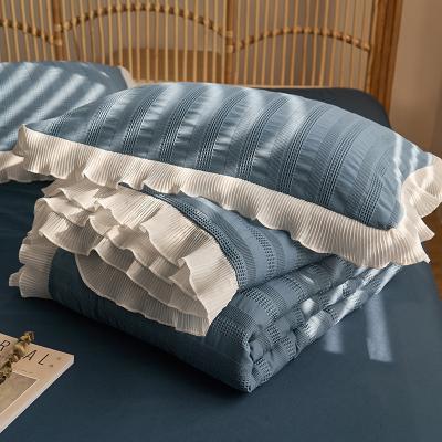 China 2022 New Summer Organic Bedding Set Korean Quilted Breath Chat Four Piece Princess Quilt Gift Thin Summer Comforter Cooling Bed Covers for sale