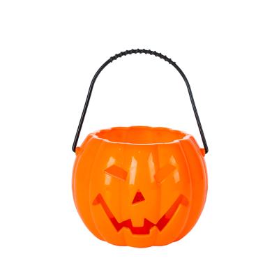 China Cheapest Factory Price PP Halloween Party Decoration Toys Music Pumpkin Luminous Lantern For Kids for sale