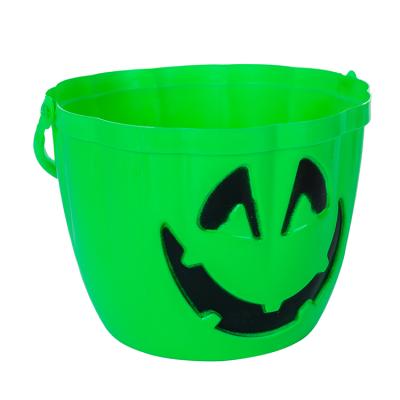 China Good Quality Customized Luminous Portable Halloween Toto Pumpkin Candy Bucket for sale