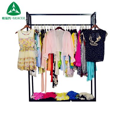 China Japan Washable Used Clothes Bales 45KG Ladies Silk Blouse Used Apparel Wholesale for sale