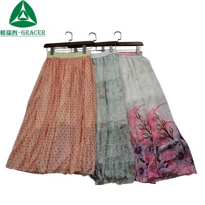 China Bundle Used Dress For Sale Ladies Silk Skirt Used Clothing Bales UK for sale