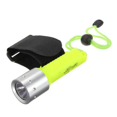 China High Quality T6 LED Scuba Diving Flashlight Underwater Flashlight Waterproof Scuba Flashlight Torch Lamp for sale