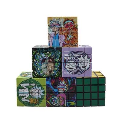 China Herb Grinder Cube Games Accessories 4 Layer Rubik's Zinc Alloy Smoking Wholesale Easy Smoking for sale