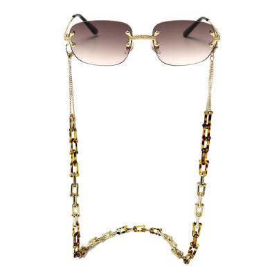 China Acrylic Sunglasses Chains Metal Chain UV Sunglasses Leopard Print Resin Necklace Mking Stats Chain Necklace for sale