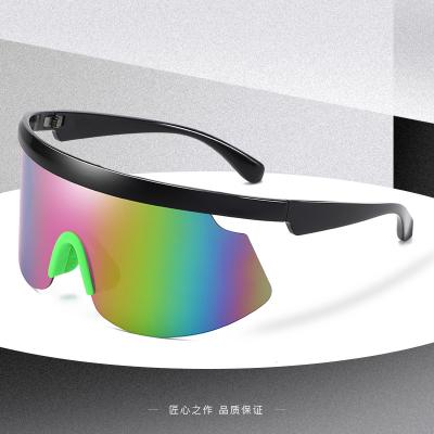 China 2021 new fashion sunglasses sports tour colorful lenses fashion trend gradient outdoor sunglasses cycling windproof lenses for sale