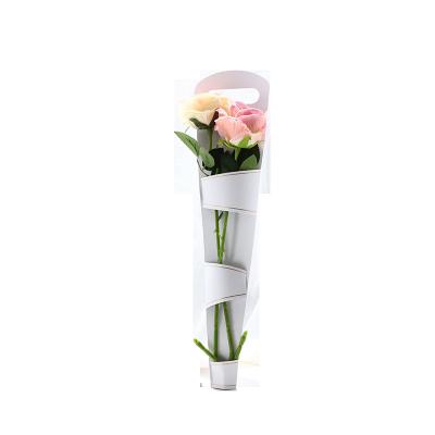 China Recycled Materials Hand Held Roses Packaging Carnation Flower Box Bouquet Gift Box Valentine's Day Flowers Packaging Box for sale