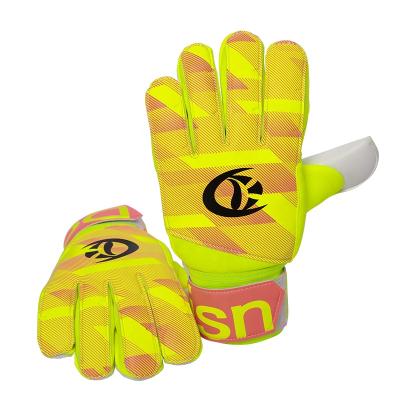 China Protect New Hand Soccer Goalkeeper Gloves With Finger Guard Soccer Gloves for sale