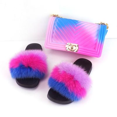 China 2021 China High Quality Hot-selling Women's Handbag Plush Slippers Set for sale