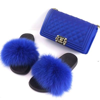 China 2021 new hot sale high quality fashion color woman handbag high quality plush slippers set for sale