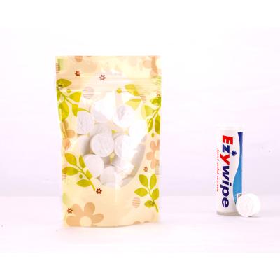 China Compressed Factory Wash Compressed Tissues Coin DisposableTowels Travel Wrapped Compressed Towel for sale