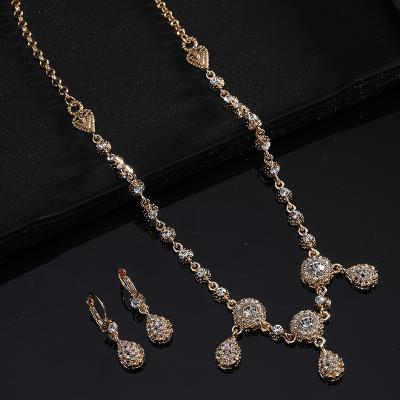 China 2021 New Vintage Gold Plated Necklace And Earrings Set Crystal Diamond Jewelry Set For Women for sale