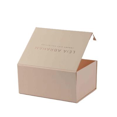 China Recycled Materials Customized Jewelry Luxury Large Suitcase Gift Packaging Box Cardboard Folding Box Paper Gift And Craft Folders Zhouyao Accept for sale