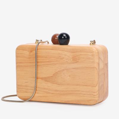 China 2022 high quality new arrivals handmade elegant luxury wood clip messenger chain wooden bag for women for sale