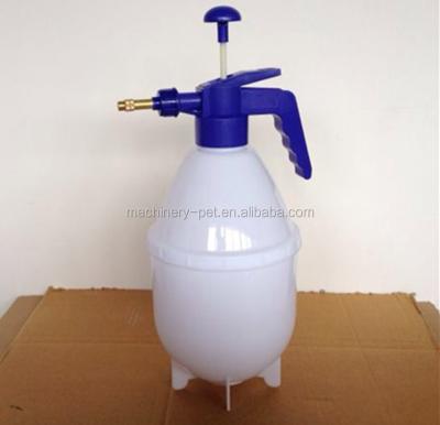 China Best Price Garden 2L Non-Leaking Long Nozzle Mini Popular Mist Power Hand Pressure Water Pump Plastic Sprayer for sale