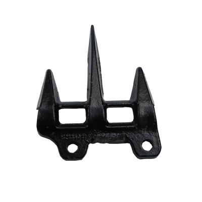 China Hot Sale Quick-Change Short Harvester Spare Parts Black Middle Of Blade Guard for sale