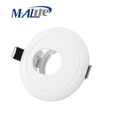 China screw white plastic mr16 small indoor led recessed spotlight housing gu10 light fixture downlight frame for sale