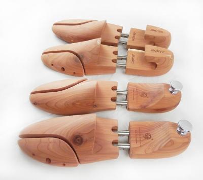 China Custom Height Adjustable Heavy Duty Wooden Shoe Stretcher for sale