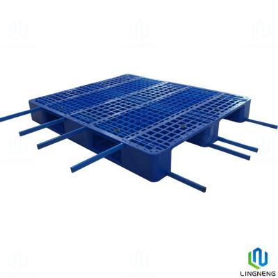 China Blue 3 Runners Heavy Duty Plastic Pallet Steel Block Style 1300*1100*160mm for sale