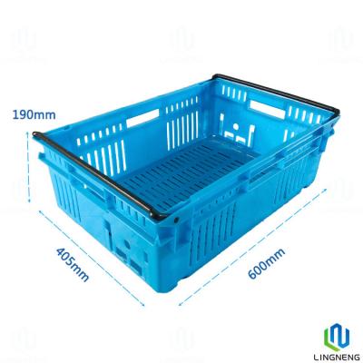 China 35L 20KGS Plastic Fruit And Vegetable Crates Stackable Assorted Colors for sale