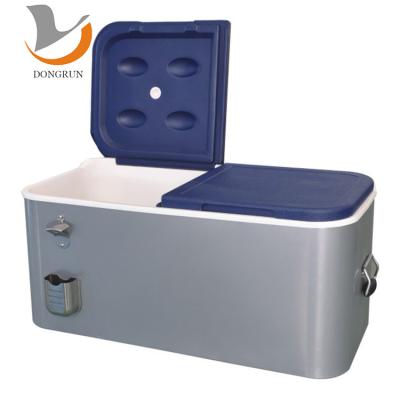 China Sustainable Rolling Cooler Chest Blow Lid Beer Can Ice Chest Cooler With Wheels for sale