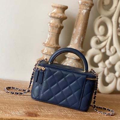 China Women's luxury handbag news mirror single women's handbag shoulder lamb bag fashion cosmetic luxury chain messenger bag women's handbag for sale