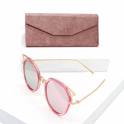 China 2022 Fashion Velvet Handmade Foldable Eco Luxury Pink Triangle Shading Glasses Box Sunglasses Packaging Eye Glasses Case Magnetic for sale