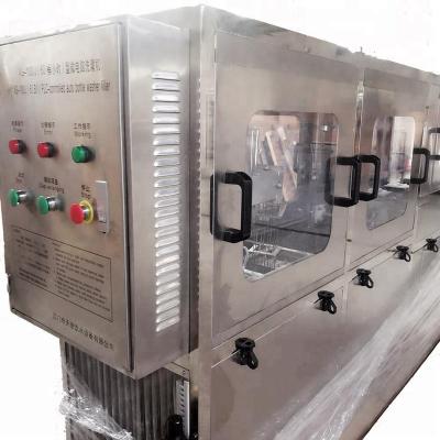 中国 100 BPH capacity 5 Gallon water production line/machine/system with one decapping head 販売のため