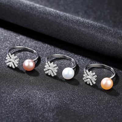 China FASHIONABLE ROMANTIC 925 Sterling Silver Snowflake Shape Natural Freshwater Pearl Adjustable Open Ring for sale