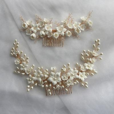 China Handmade Rhinestones Bridal Wedding Hair Jewelry nc style Women Jewelry Pearl Hair Comb Wedding Headpieces Hair Accessories Clay Flower Leaf Bridal Hair for sale