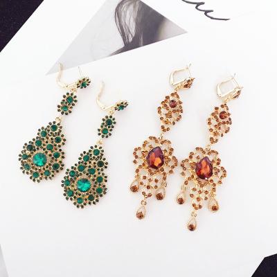 China FASHIONABLE ROMANTIC Crystal Wedding Long Earrings Hollow Out Earrings For Women for sale