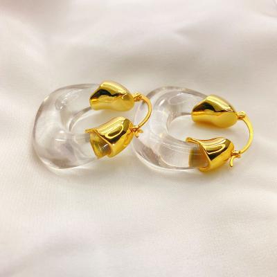 China Fashion Romantic Elegant ROMANTIC Acrylic Resin Statement Earrings Women Gold Plated Circle Earrings for sale