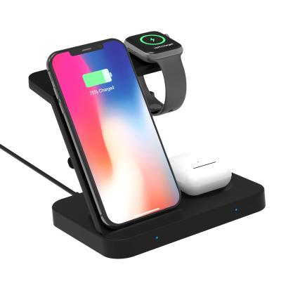 China 2021 Single Newest Style 7W/10W/15W 3 in 1 Fast Wireless Charging Station for sale