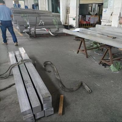 China Forma quadrada Rodas de alumínio Al 6082 T4 30x3000mm ISO 9001 Barras de liga de corte à venda