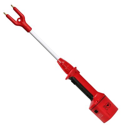 China Dustproof Livestock Electric Shocker / Electronic Cattle Prod With 58cm Shaft for sale