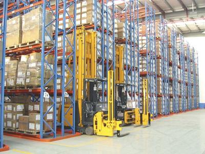 China Multilayer VNA Racking System Forklift Operation VNA Pallet Racking for sale