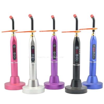 China Dental Materials Supply Dental Health Equipment More Than 1300mw Curing Light Dental Light Treatment for sale