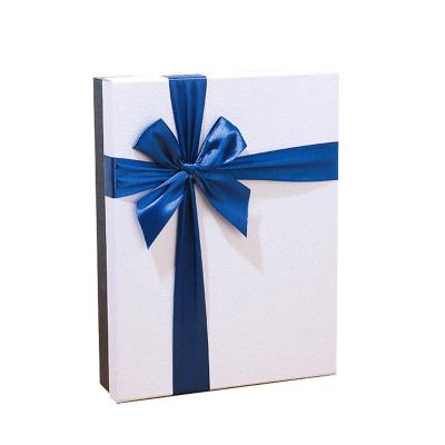 China Recyclable Fast Shipping Approved On Stock Wholesale Boxes Paper Fancy Gift Box for sale